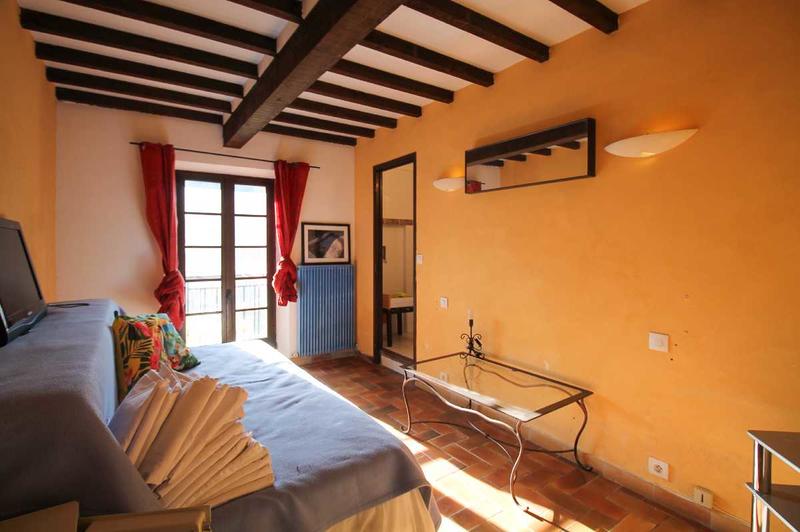 Local commercial - 159 m² - 8 pièces