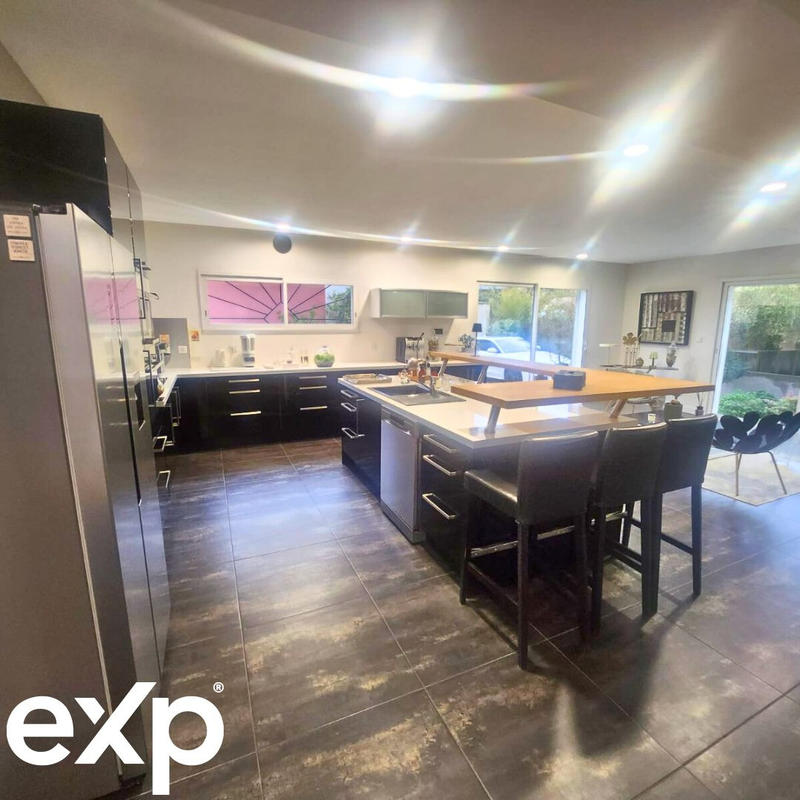 Maison ancienne - 214 m² - 3 pièces