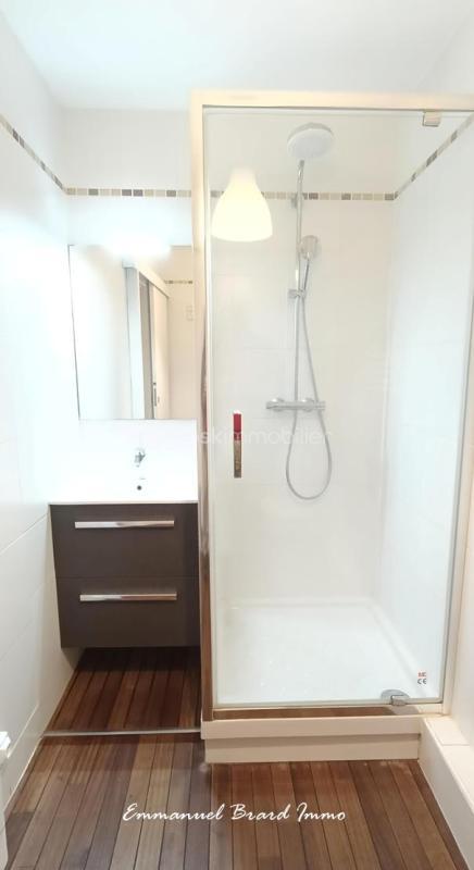 Maison traditionnelle - 128 m² - 7 pièces