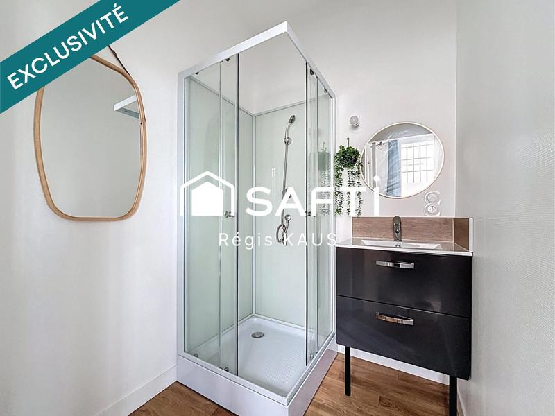 Maison - 220 m² - 8 pièces