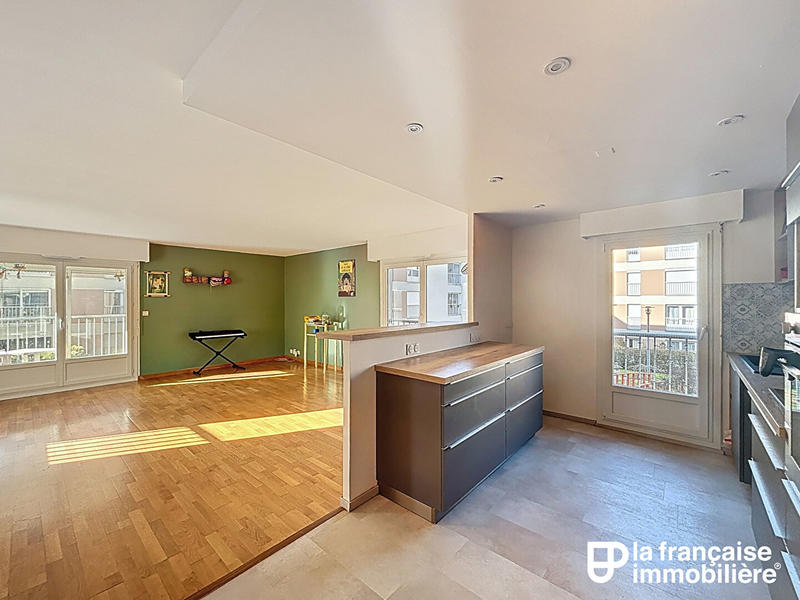 Appartement - 85 m² - 4 pièces