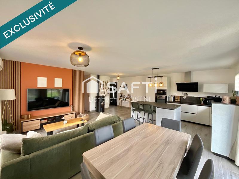 Maison - 90 m² - 5 pièces