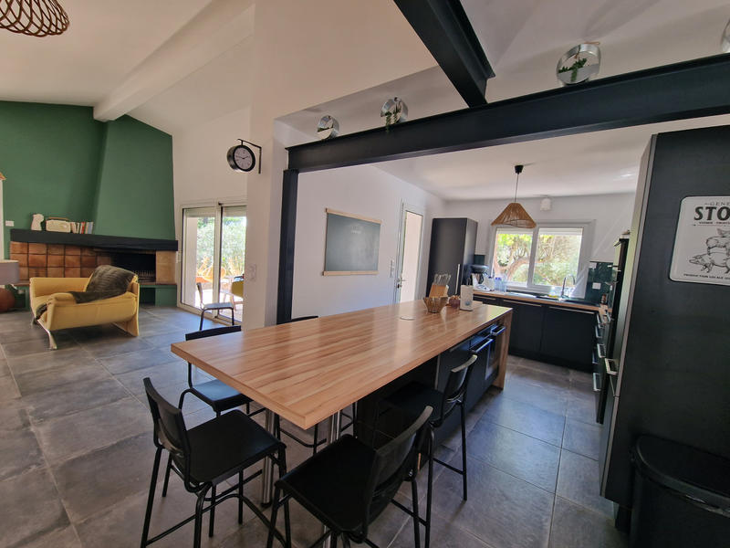 Maison - 180 m² - 6 pièces