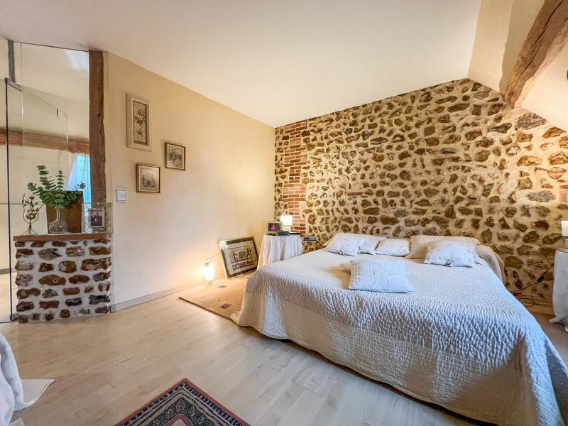 Maison ancienne - 322 m² - 10 pièces