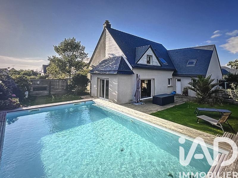 Maison - 217 m² - 7 pièces