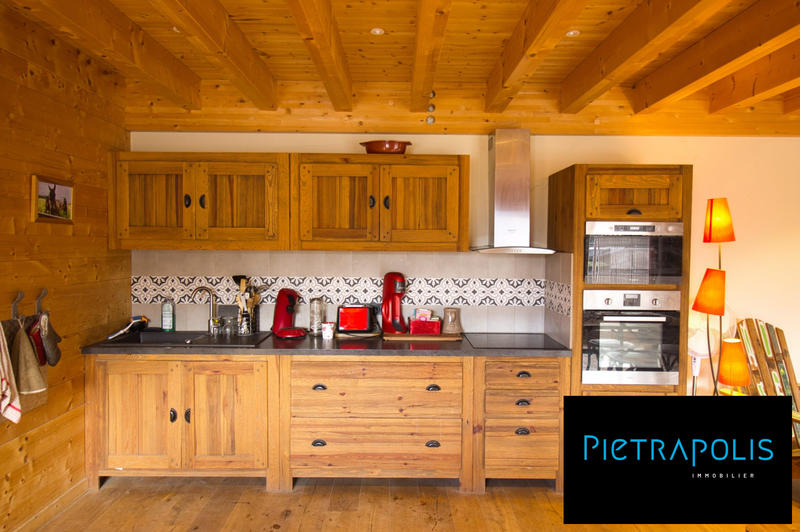 Châlet - 258 m² - 7 pièces