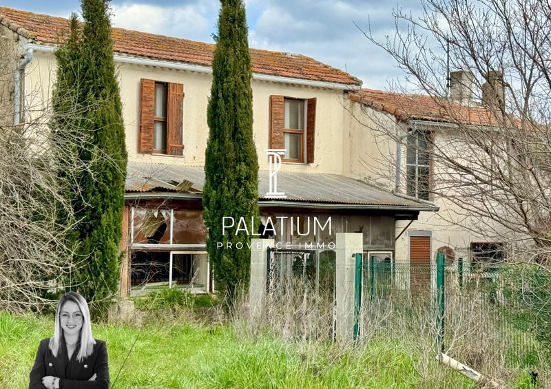 Maison traditionnelle - 90 m² - 4 pièces