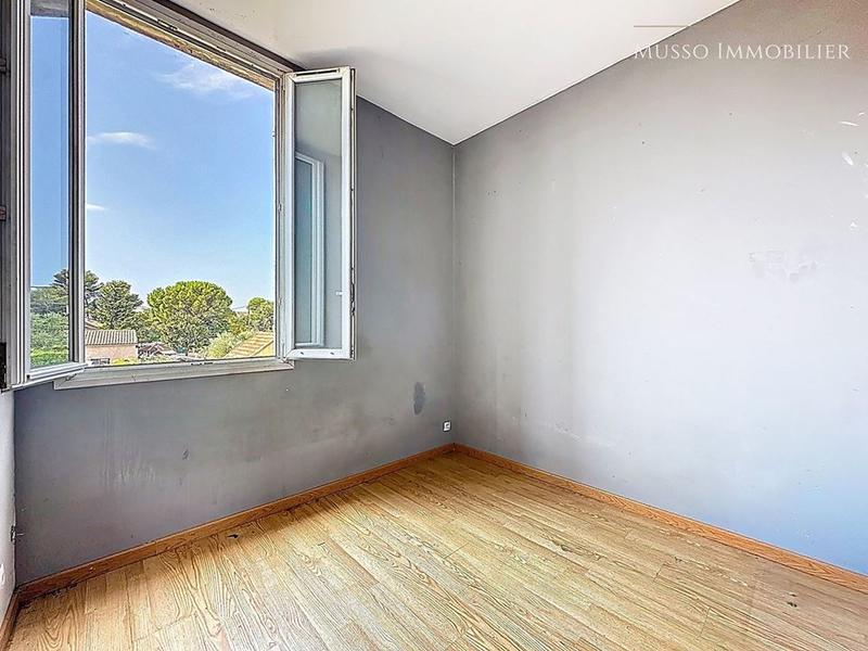 Immeuble - 135 m² - 3 pièces