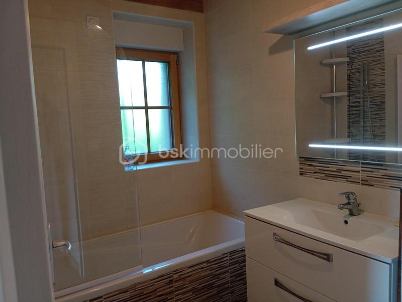 Maison en pierre - 108 m² - 5 pièces