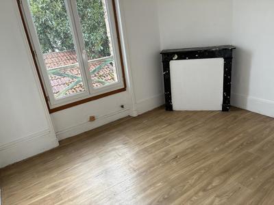 Appartement - 45 m² - 3 pièces