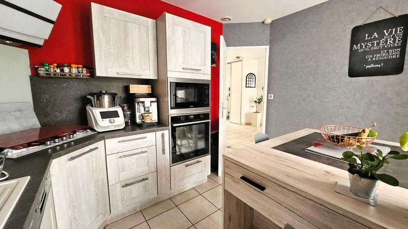 Maison - 115 m² - 6 pièces