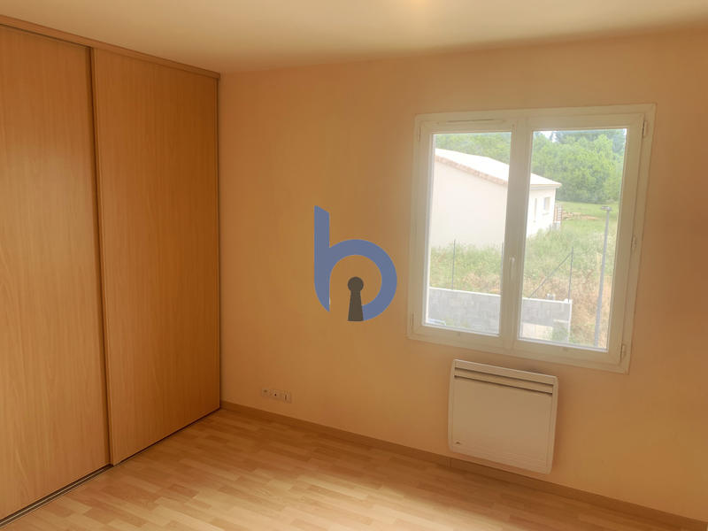 Maison - 93 m² - 4 pièces