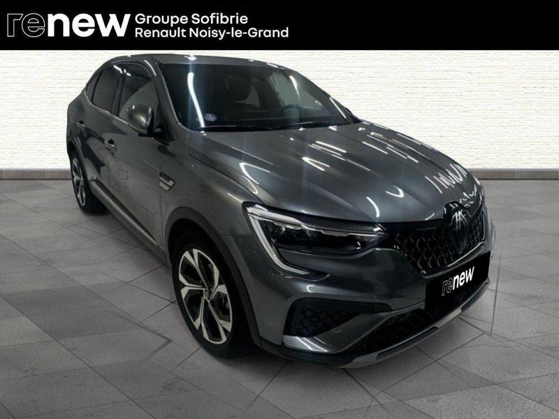 Renault Arkana E-Tech 145 - 23 Techno