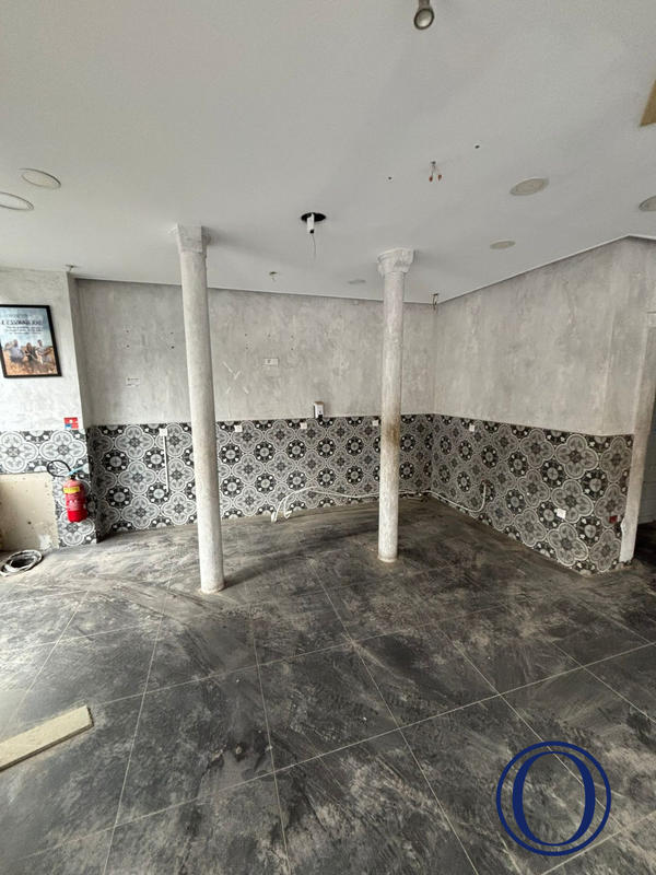 Local commercial - 135 m²