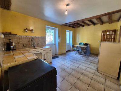 Maison - 161 m² - 6 pièces