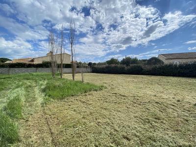 Terrain constructible - 658 m²