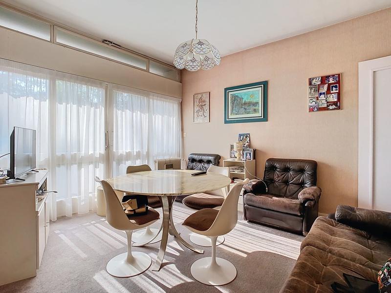 Maison - 200 m² - 7 pièces