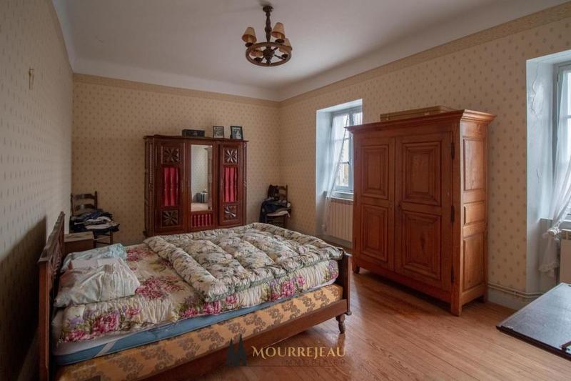 Maison de village - 140 m² - 5 pièces