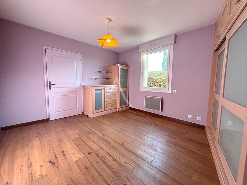 Maison - 159 m² - 8 pièces