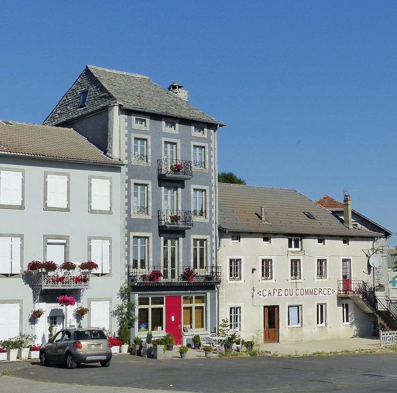 Maison ancienne - 168 m² - 10 pièces