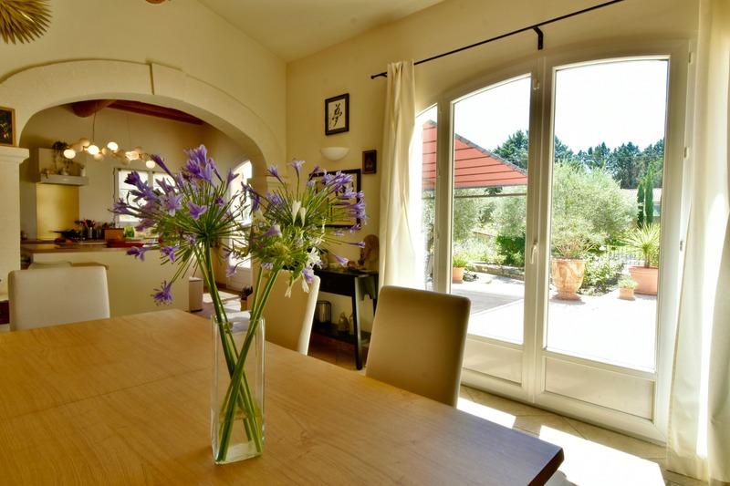 Maison - 215 m² - 5 pièces