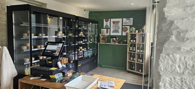 Local commercial - 121 m²