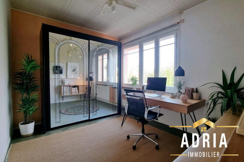 Maison - 95 m² - 5 pièces