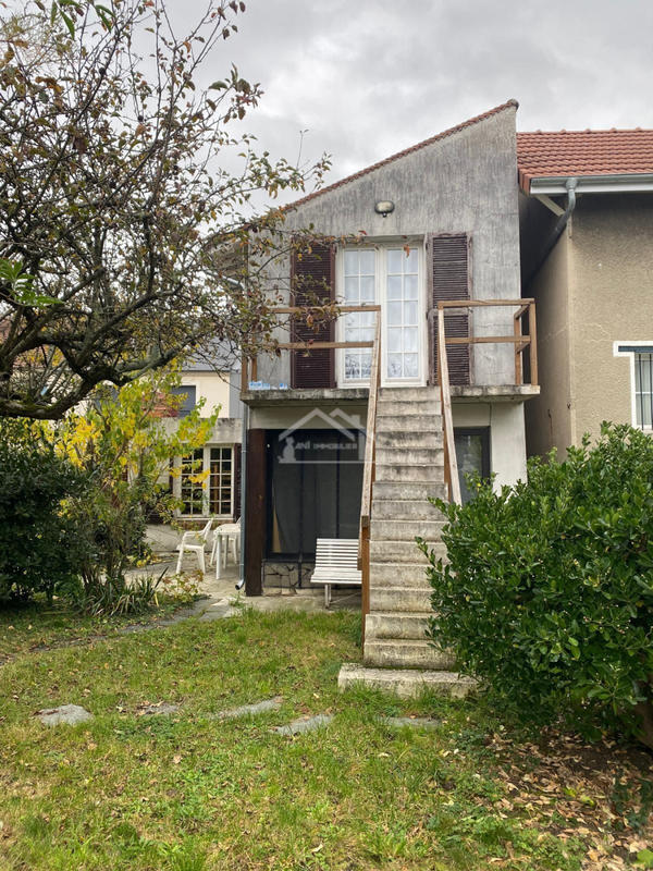 Maison - 111 m² - 5 pièces