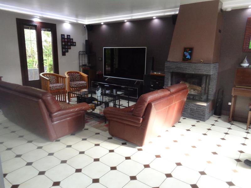 Maison - 150 m² - 7 pièces