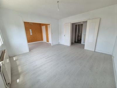 Appartement - 88 m² - 5 pièces