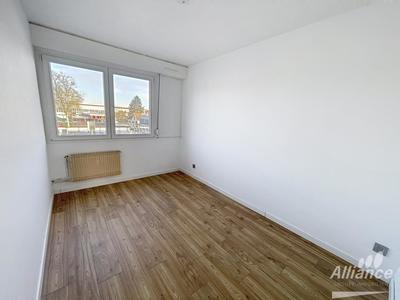 Appartement - 77 m² - 4 pièces