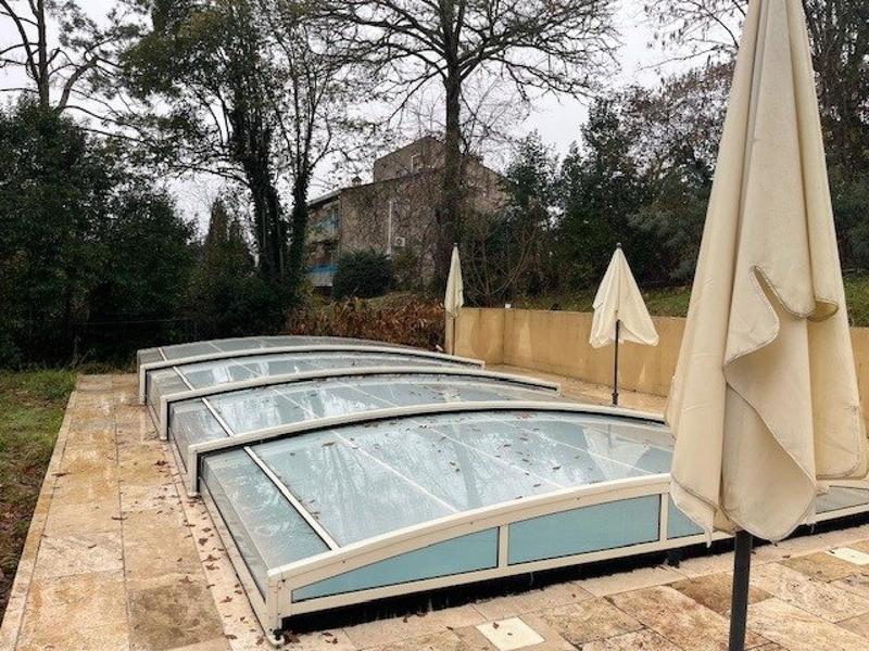 Local commercial - 359 m² - 1 pièce