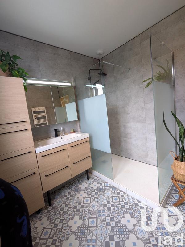 Maison - 111 m² - 4 pièces