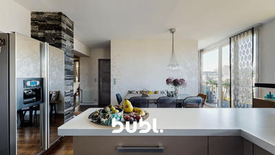 Appartement - 125 m² - 6 pièces