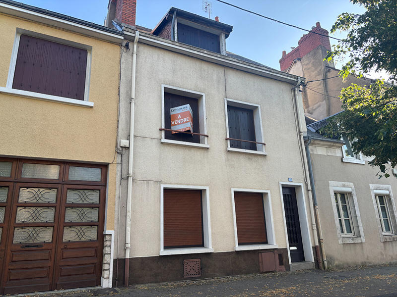 Maison - 213 m² - 7 pièces