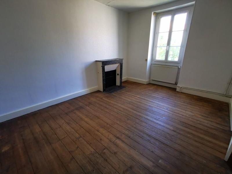 Maison de ville - 88 m² - 5 pièces