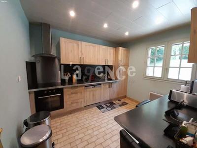 Maison - 110 m² - 7 pièces