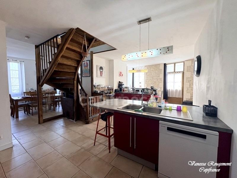 Maison de village - 195 m² - 7 pièces