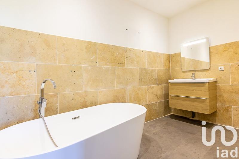 Maison de village - 255 m² - 5 pièces