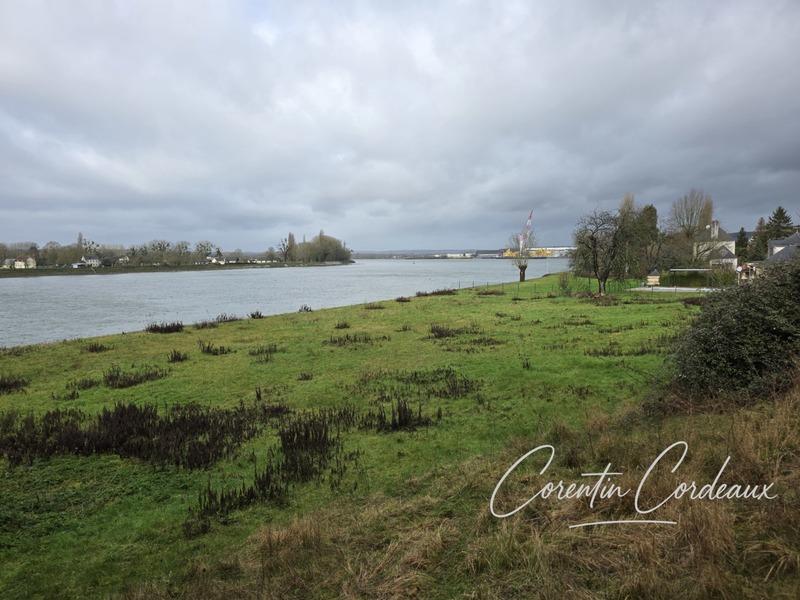 Terrain constructible - 837 m²