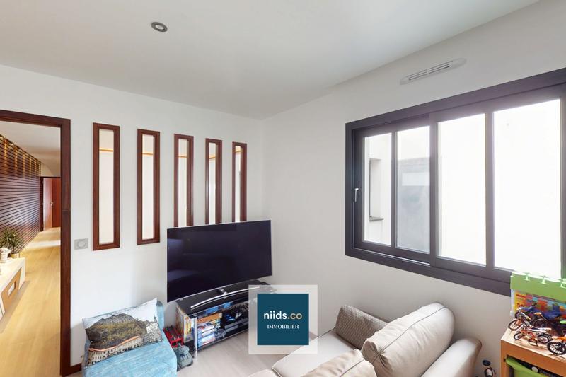 Maison - 157 m² - 5 pièces