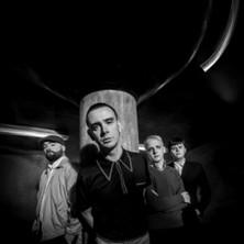 Court-Circuit • The Spitfires