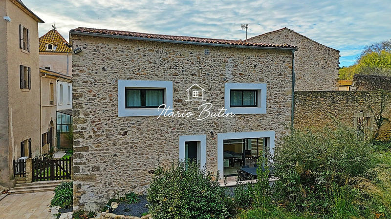 Maison - 415 m² - 14 pièces