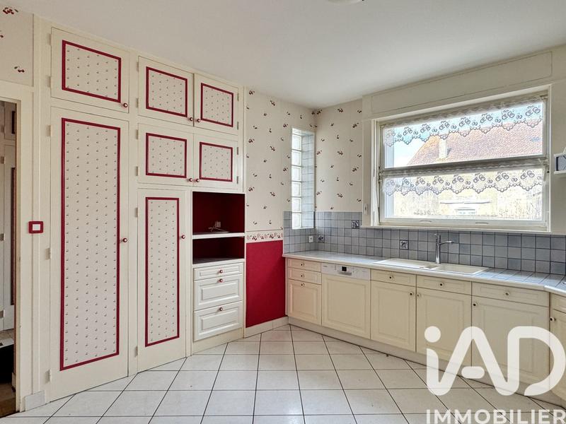 Maison - 135 m² - 6 pièces