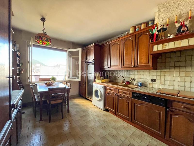 Appartement - 76 m² - 4 pièces