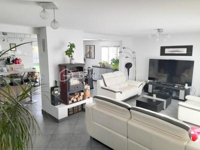 Maison traditionnelle - 220 m² - 9 pièces