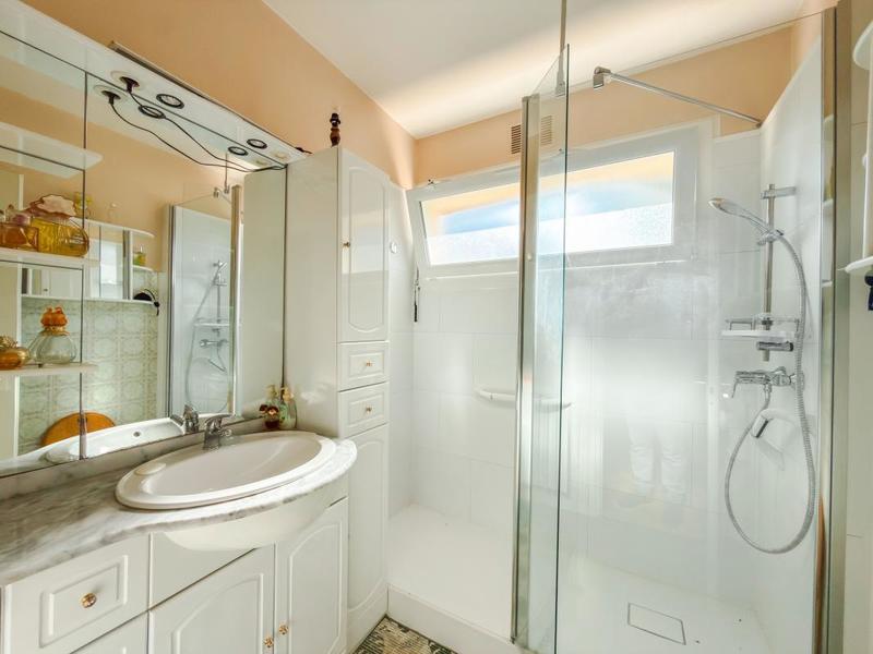 Appartement - 91 m² - 4 pièces