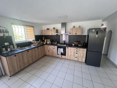 Maison - 101 m² - 4 pièces