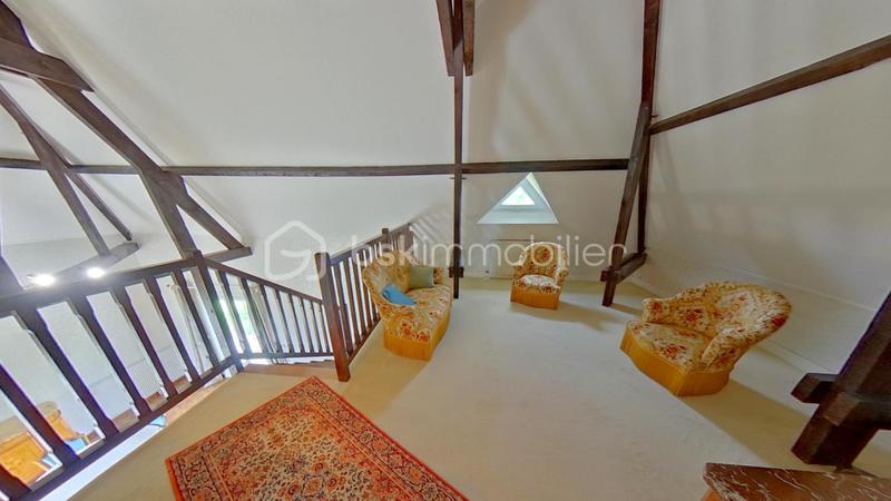 Maison traditionnelle - 140 m² - 5 pièces