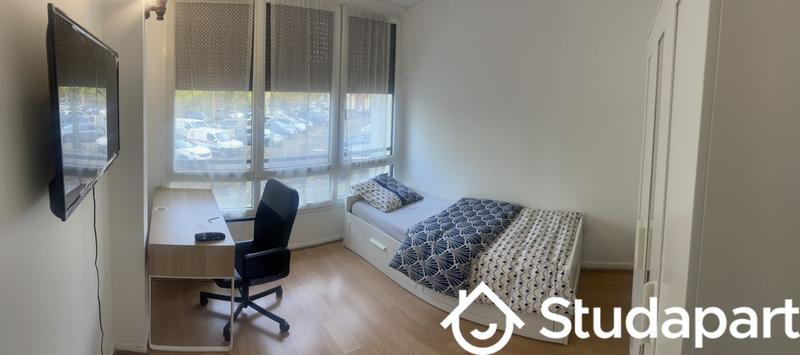 Chambre - 12 m² - 1 pièce